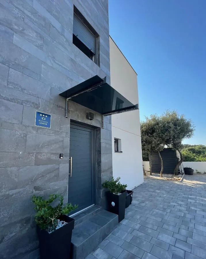 Villa Vacation House Marton - Mandre, Pag Kolan