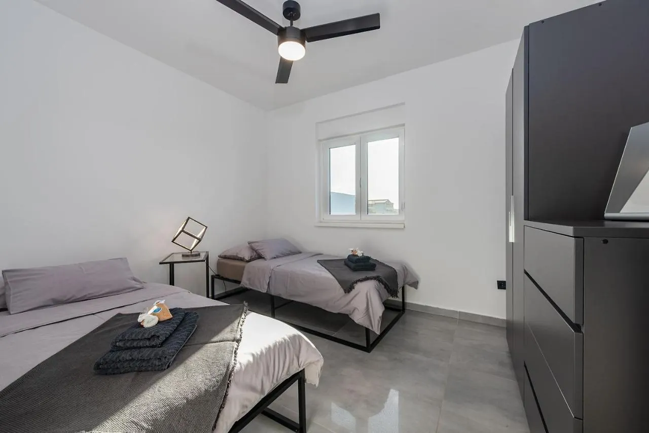 Vacation House Marton - Mandre, Pag Kolan Croatia