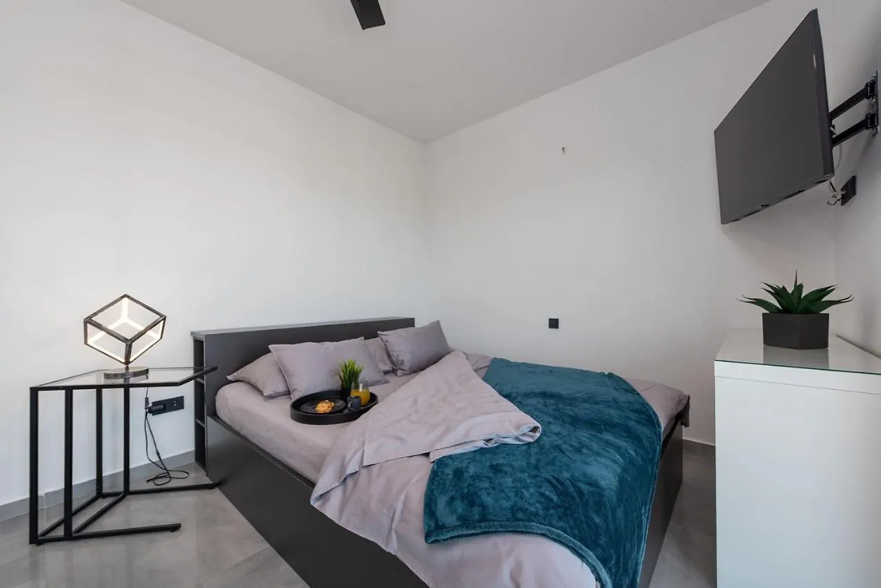 Vacation House Marton - Mandre, Pag Kolan 0*,