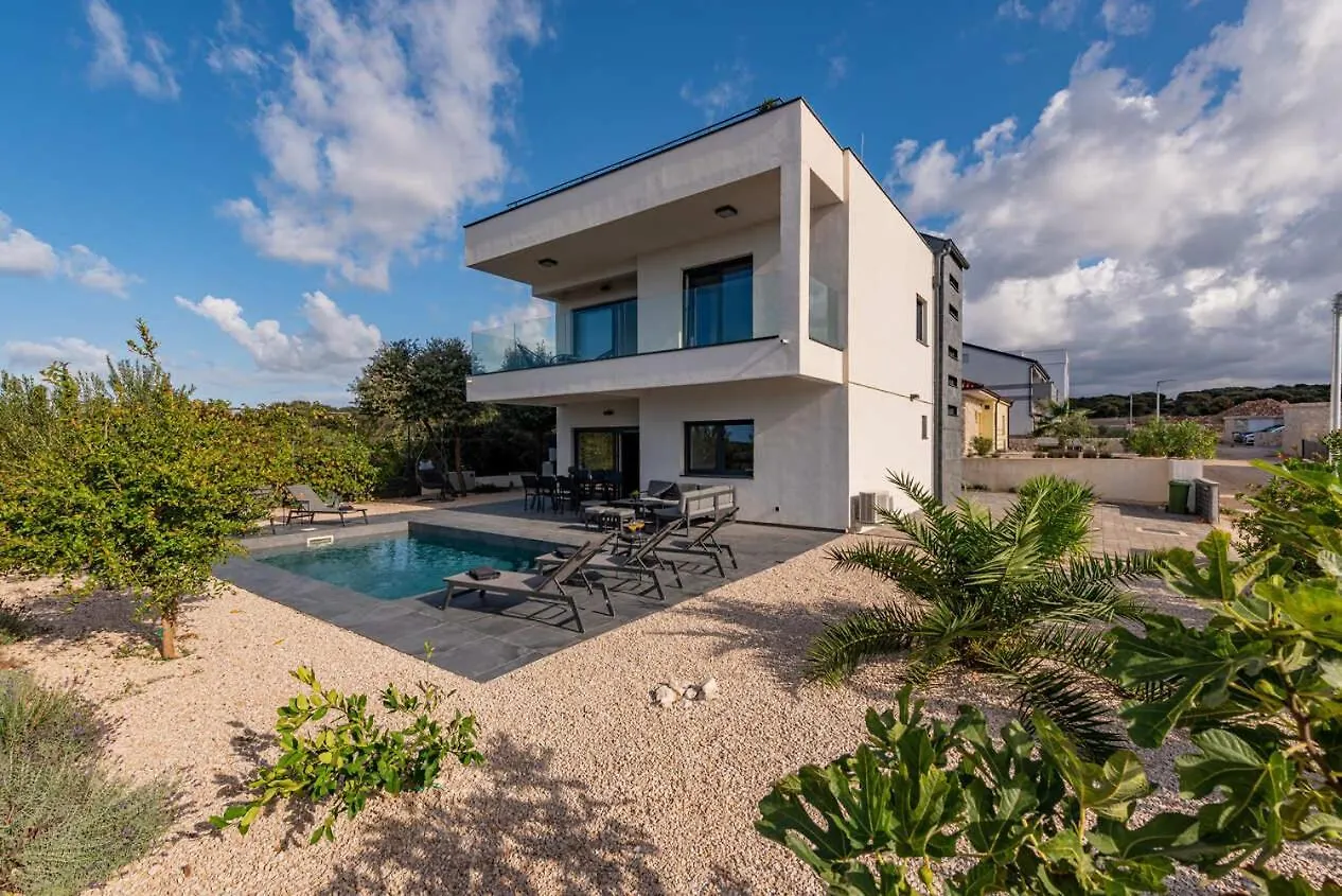 Vacation House Marton - Mandre, Pag Kolan